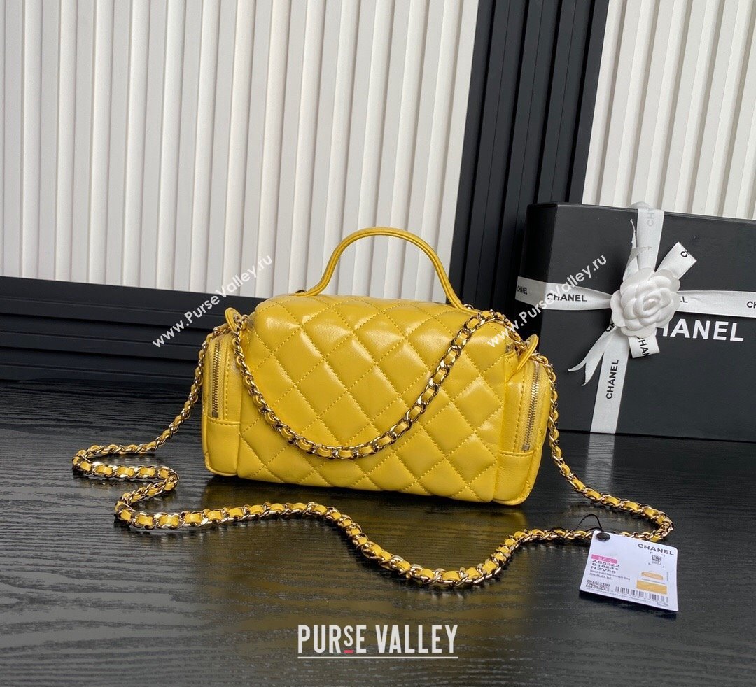 Chanel Shiny Crumpled Lambskin Vanity Case Bag with Pockets AS5222 Bright Yellow 2024 (yezi-241107015)