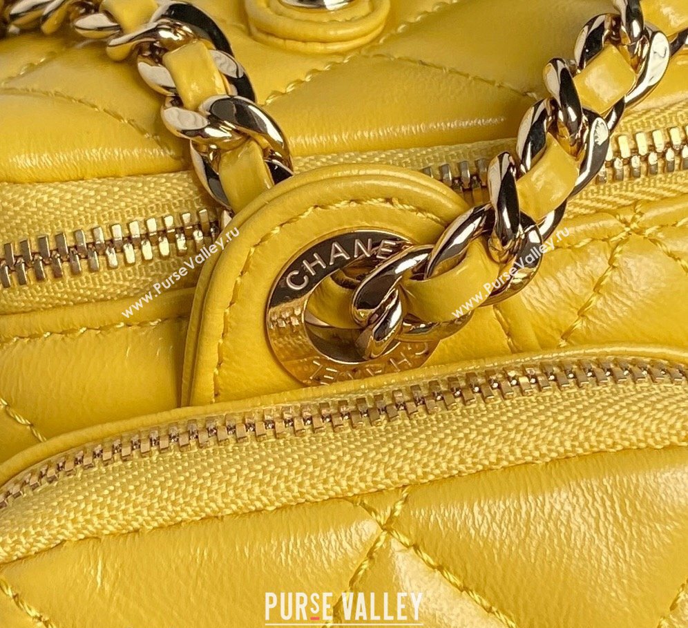 Chanel Shiny Crumpled Lambskin Vanity Case Bag with Pockets AS5222 Bright Yellow 2024 (yezi-241107015)