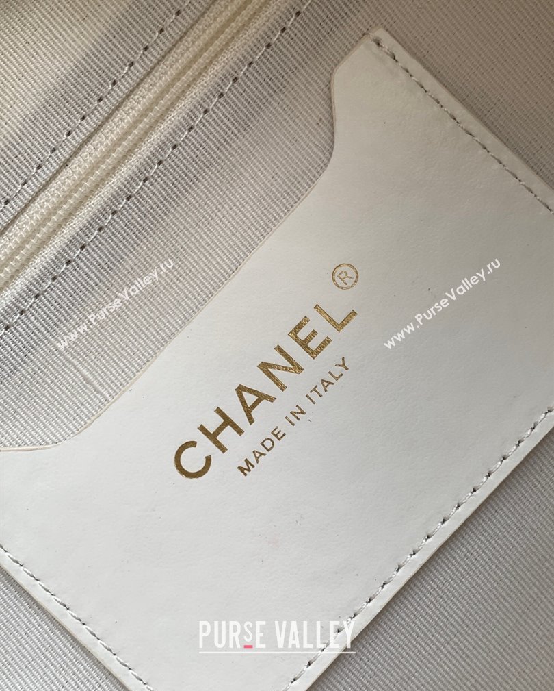 Chanel Shiny Calfskin Large Bowling Bag with Pockets White AS4933 2024 (yezi-241107048)