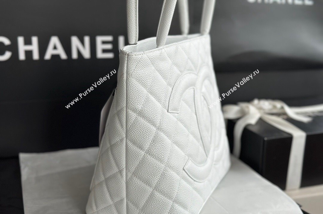 Chanel Grained Calfskin Vintage Top Handle bag White 2024 AS1804 (ssz-241107051)