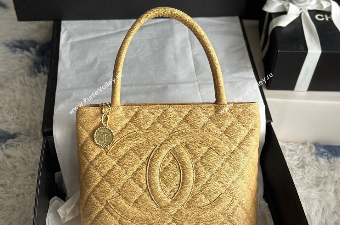 Chanel Grained Calfskin Vintage Top Handle bag Yellow 2024 AS1804 (ssz-241107054)