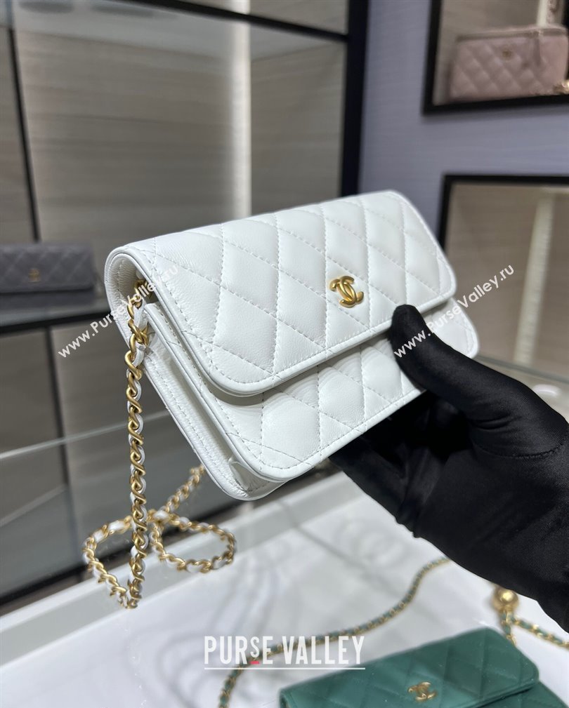 Chanel Lambskin Phone Holder with Chain and Gold-Tone Ball AP3071 White 2024 (yezi-241107072)