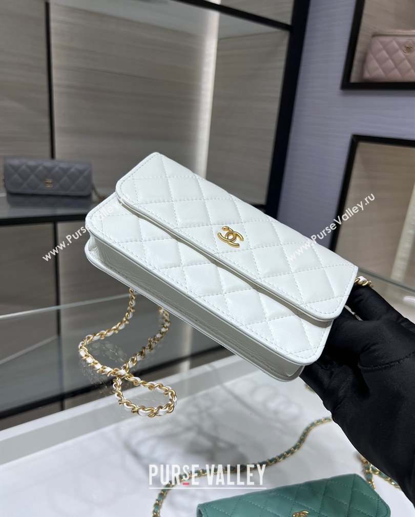 Chanel Lambskin Phone Holder with Chain and Gold-Tone Ball AP3071 White 2024 (yezi-241107072)