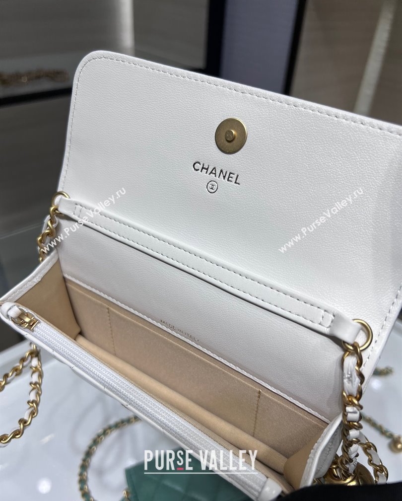 Chanel Lambskin Phone Holder with Chain and Gold-Tone Ball AP3071 White 2024 (yezi-241107072)