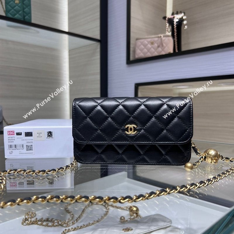 Chanel Lambskin Phone Holder with Chain and Gold-Tone Ball AP3071 Black 2024 (yezi-241107073)