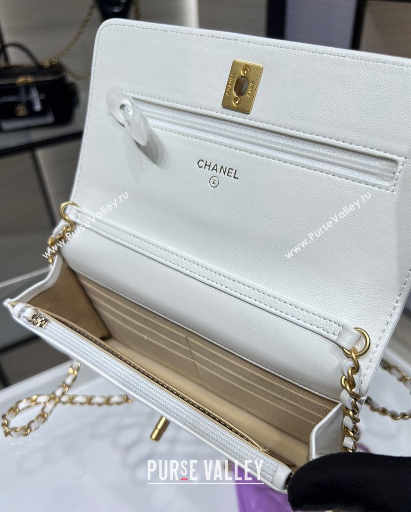 Chanel Lambskin Wallet on Chain WOC with Gold-Tone Ball AP1450 White 2024 (yezi-241107077)