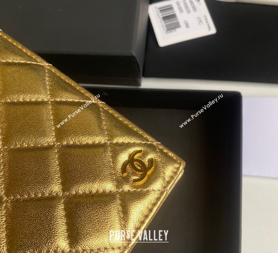 Chanel Metallic Calfskin Passport Cover Gold 2024 A80385 (yezi-241107087)