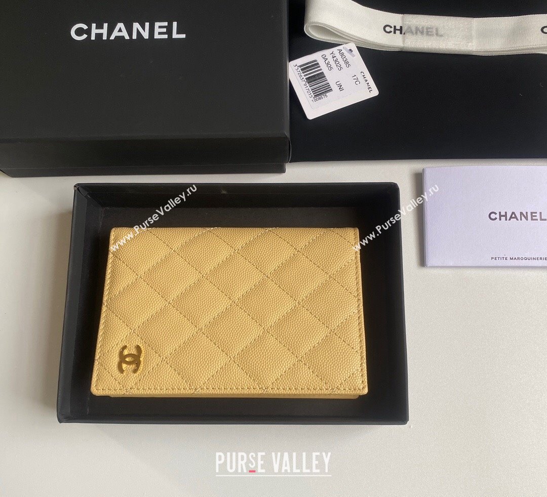 Chanel Grained Calfskin Passport Cover Yellow 2024 A80385 (yezi-241107086)