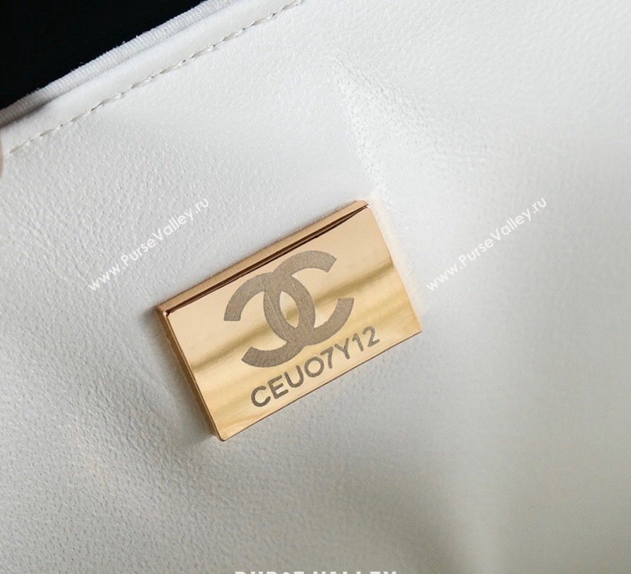 Chanel Embroidered Satin Sequins Classic Mini Flap Bag with Bloom A69900 White (yezi-241107103)