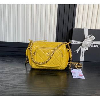 Chanel Shiny Crumpled Lambskin Small Camera Case bag AS5220 Yellow 2024 (yezi-241107139)