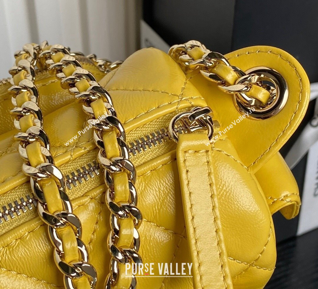 Chanel Shiny Crumpled Lambskin Small Camera Case bag AS5220 Yellow 2024 (yezi-241107139)