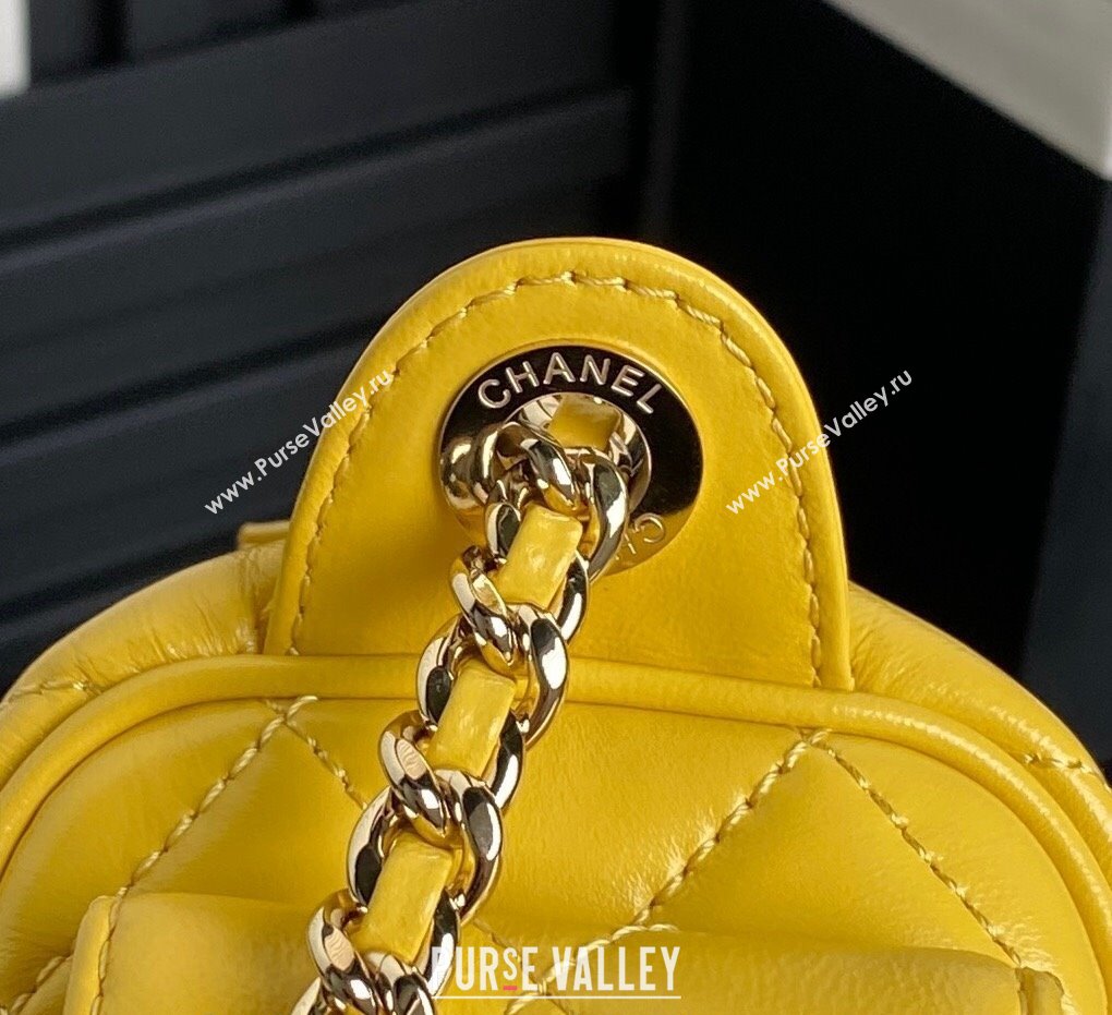 Chanel Shiny Crumpled Lambskin Small Camera Case bag AS5220 Yellow 2024 (yezi-241107139)