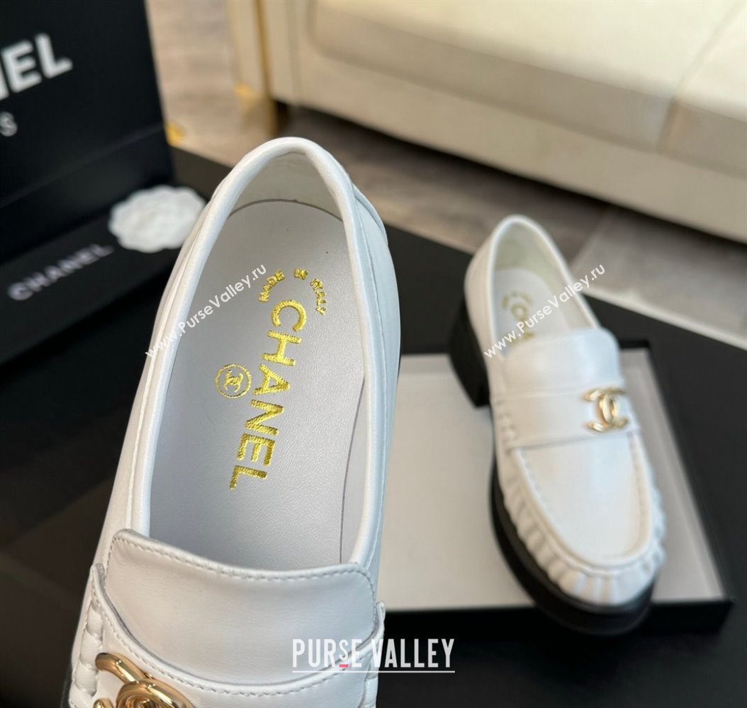 Chanel Calfskin Loafers 5.5cm with Metal CC White 2024 CH112002 (MD-2411120006)