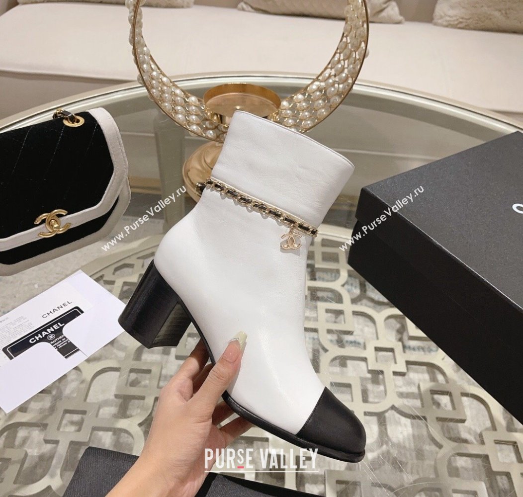 Chanel Calfskin Leather Heel Ankle Boots with Chain White 2024 CH112007 (MD-241120052)