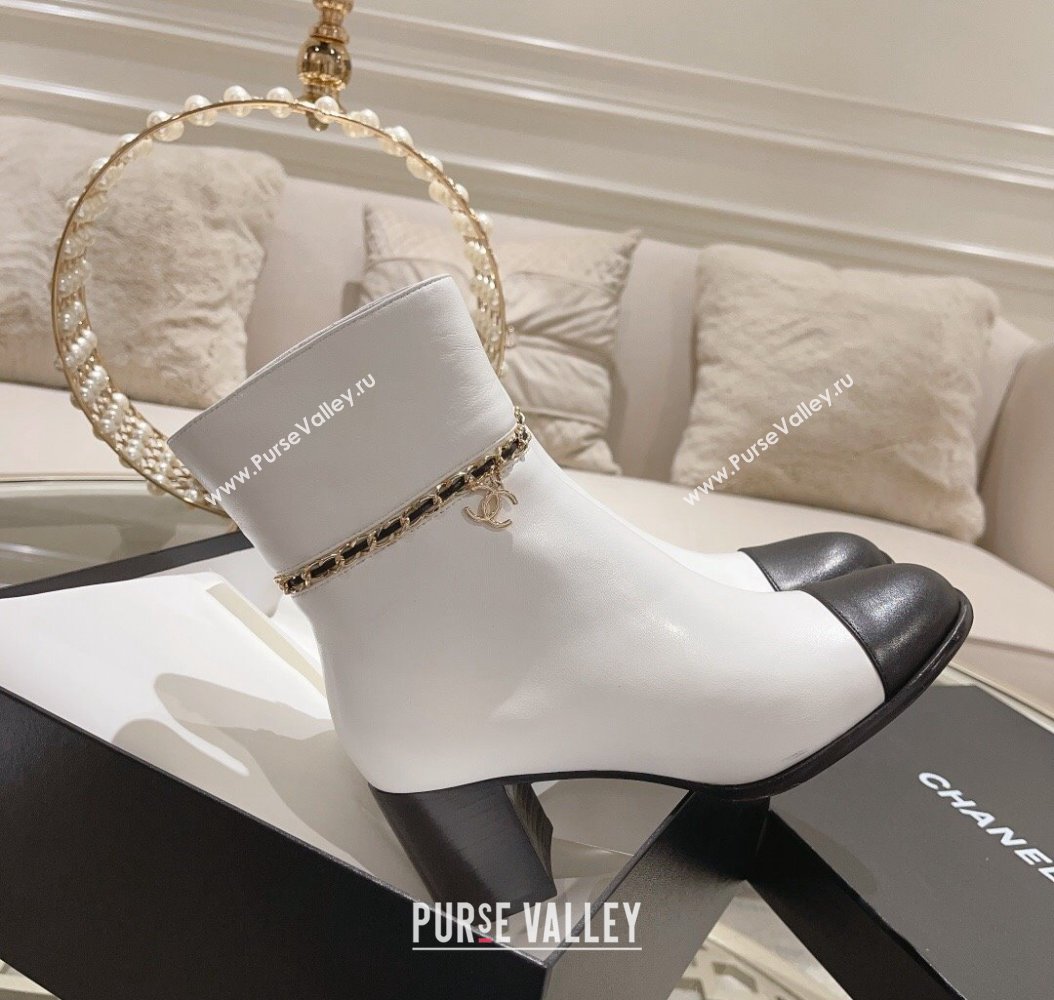 Chanel Calfskin Leather Heel Ankle Boots with Chain White 2024 CH112007 (MD-241120052)