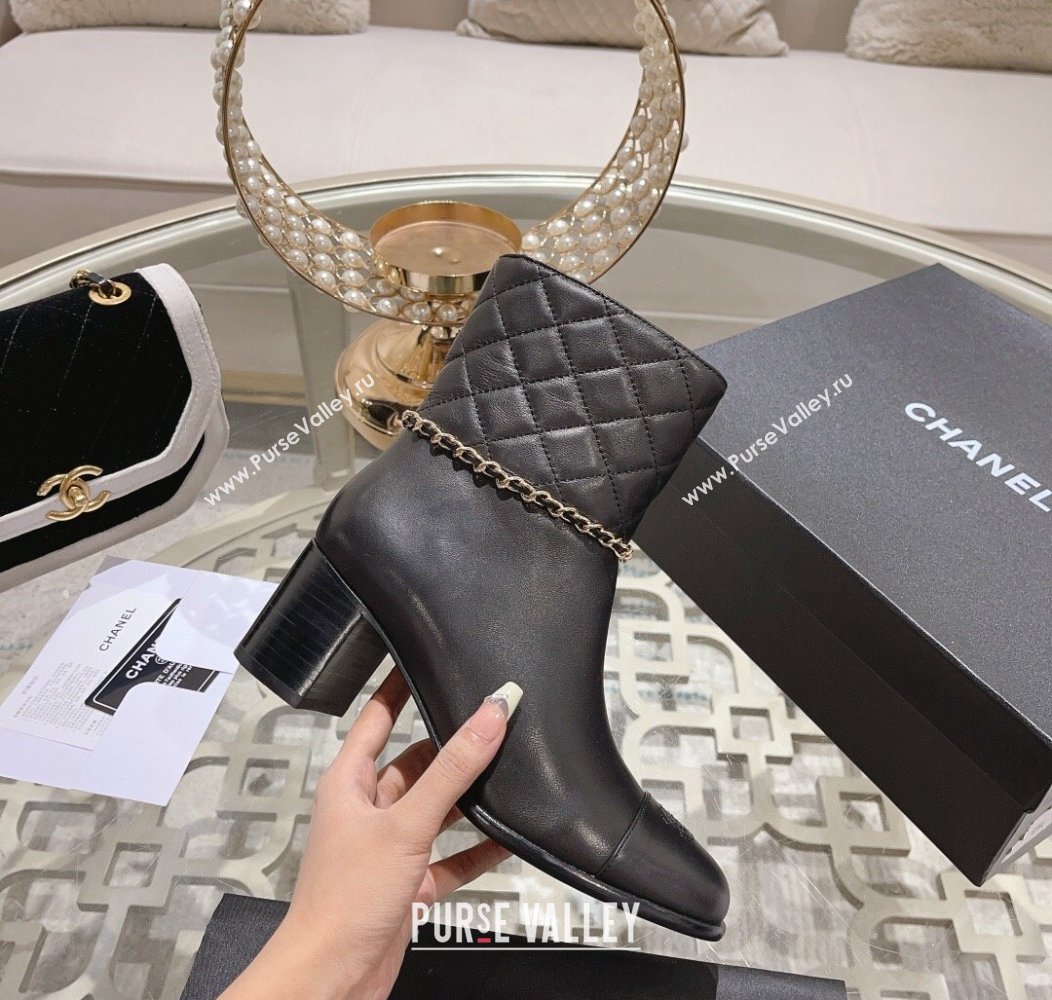 Chanel Quilted Calfskin Heel Ankle Boots with Chain Black 2024 CH112007 (MD-241120054)