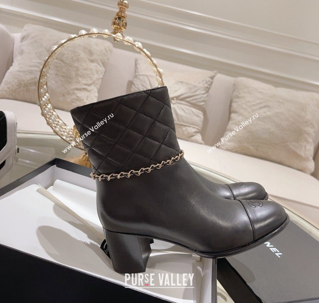 Chanel Quilted Calfskin Heel Ankle Boots with Chain Black 2024 CH112007 (MD-241120054)