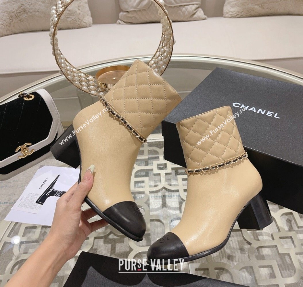 Chanel Quilted Calfskin Heel Ankle Boots with Chain Beige 2024 CH112007 (MD-241120055)