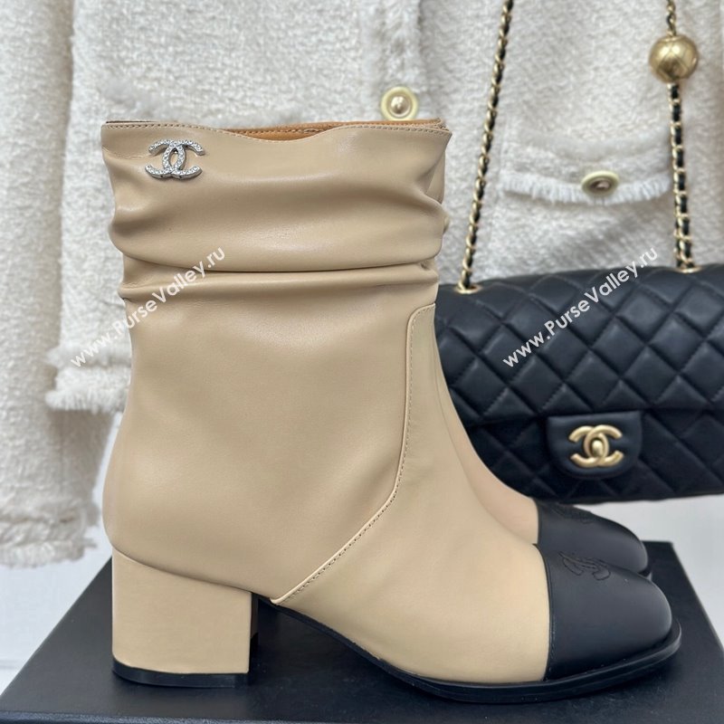 Chanel Calfskin Leather Heel Pile Ankle Boots Beige 2024 CH112007 (MD-241120095)