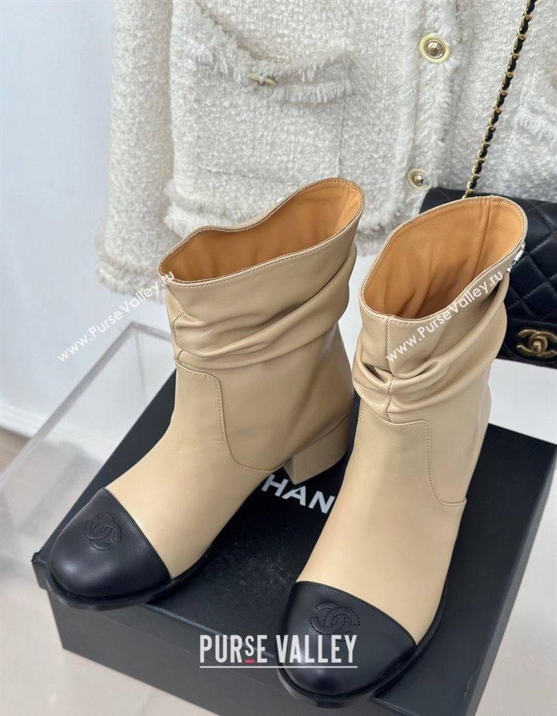 Chanel Calfskin Leather Heel Pile Ankle Boots Beige 2024 CH112007 (MD-241120095)