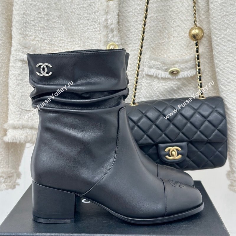 Chanel Calfskin Leather Heel Pile Ankle Boots Black 2024 CH112007 (MD-241120096)