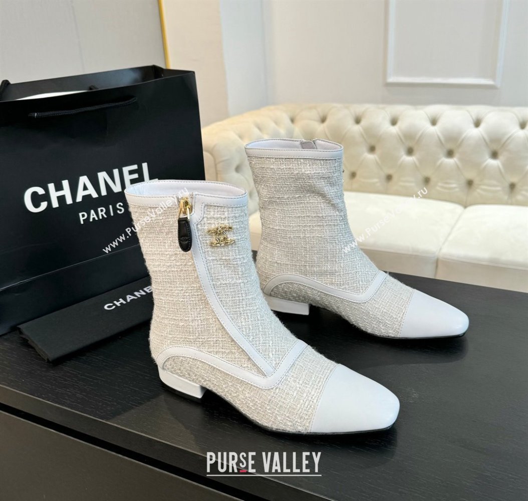 Chanel Tweed Patchwork Ankle Boots White2 2024 CH112008 (MD-241120099)