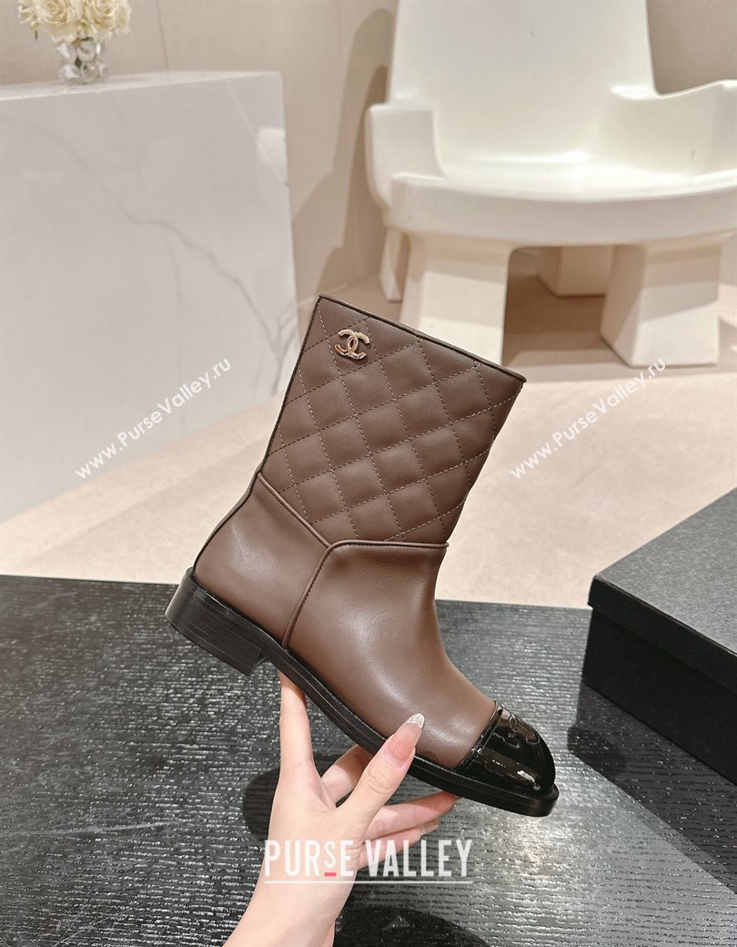 Chanel Calfskin Quilted Flat Ankle Boots Brown 2024 CH112012 (KL-241120147)