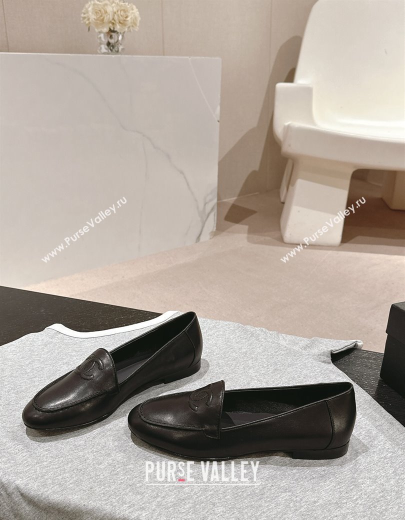 Chanel Calfskin Leather Loafers Flat with One-Tone CC Black 2024 CH112003 (KL-2411120008)