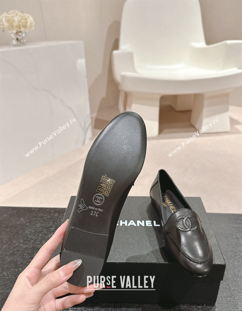 Chanel Calfskin Leather Loafers Flat with One-Tone CC Black 2024 CH112003 (KL-2411120008)