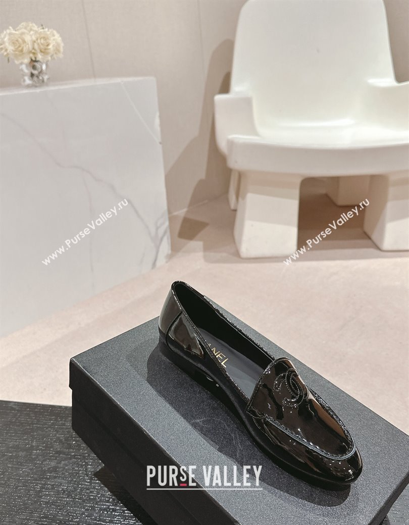 Chanel Patent Calfskin Loafers Flat with One-Tone CC Black 2024 CH112003 (KL-2411120011)