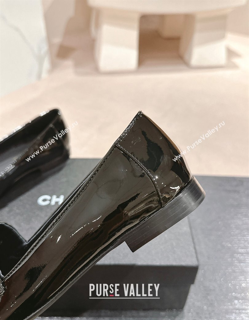 Chanel Patent Calfskin Loafers Flat with One-Tone CC Black 2024 CH112003 (KL-2411120011)