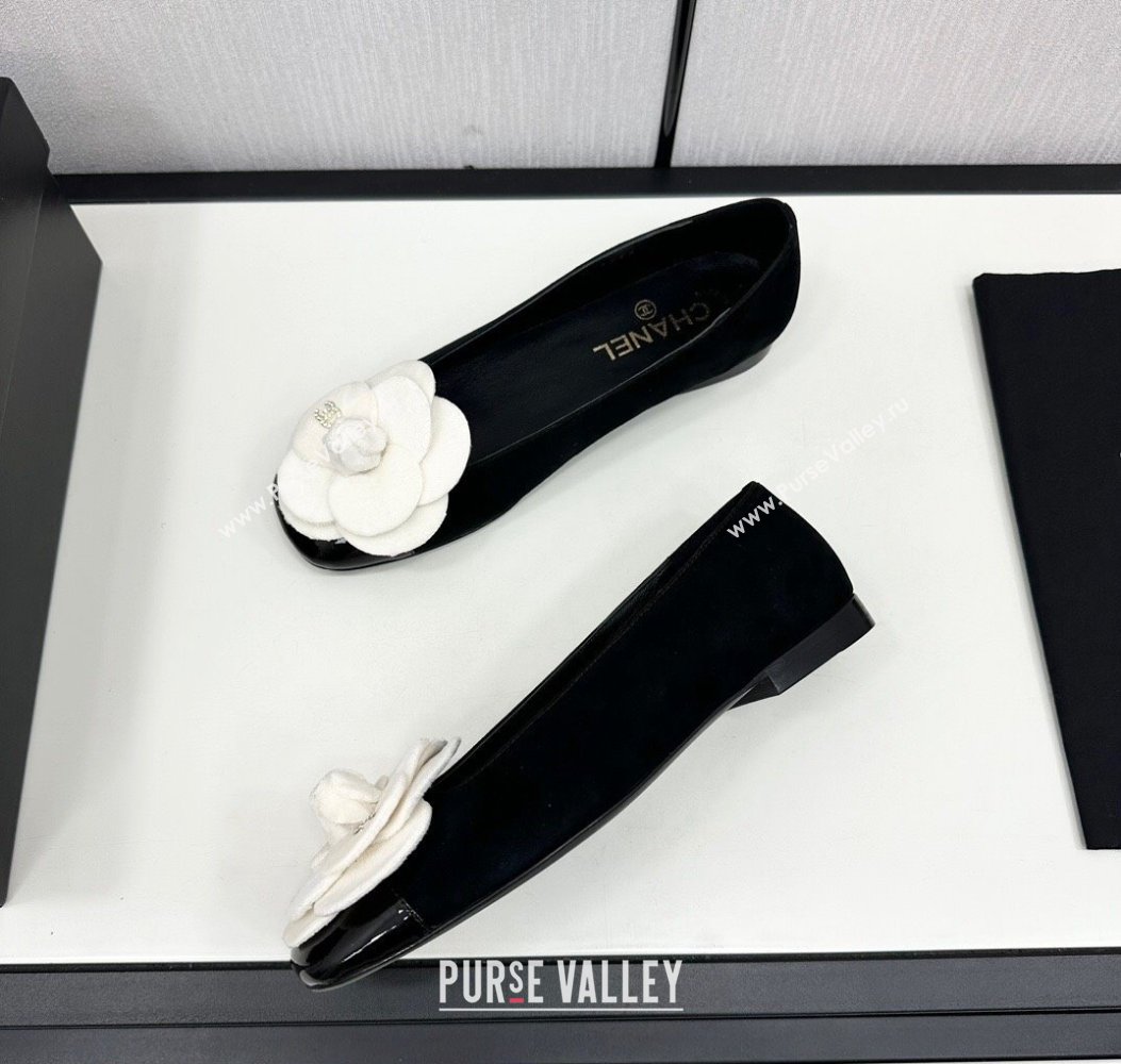 Chanel Suede Ballet Flats with Camellia Bloom Black/White 2024 CH112104 (KL-241121023)