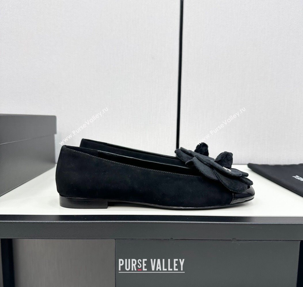 Chanel Suede Ballet Flats with Camellia Bloom Black2 2024 CH112104 (KL-241121024)
