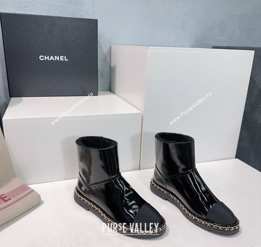 Chanel Oil Calfskin Snow Boots with Chain Black 2024 CH112105 (KL-241121037)