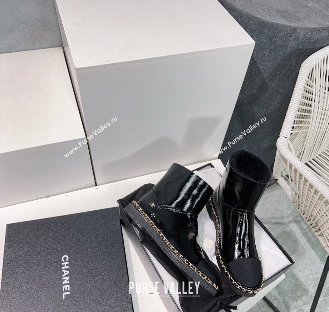 Chanel Oil Calfskin Snow Boots with Chain Black 2024 CH112105 (KL-241121037)