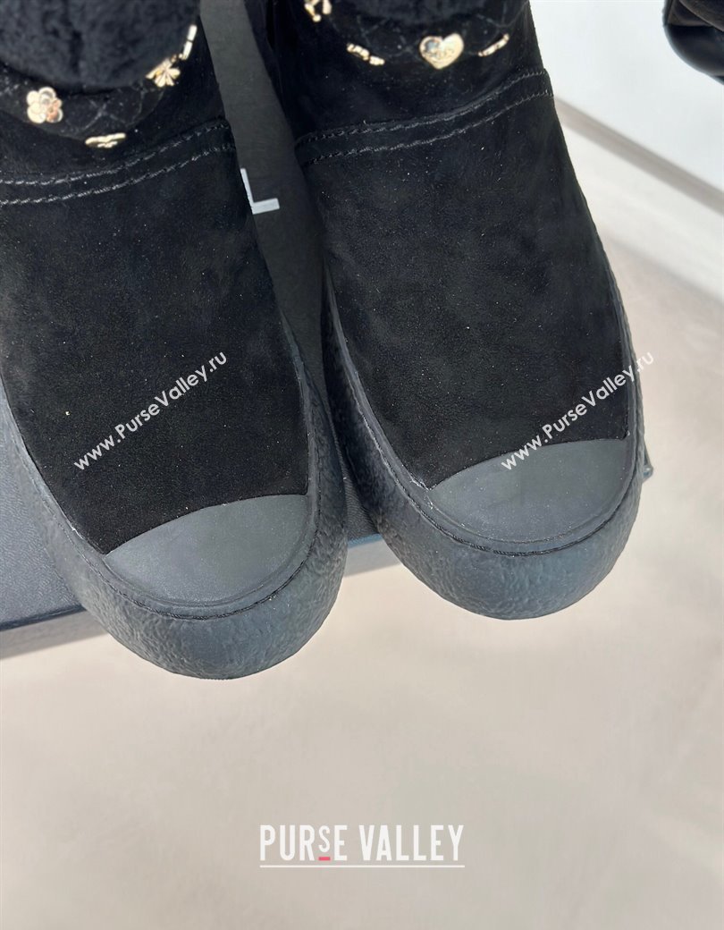 Chanel Suede Shearling Snow Boots with Charm Strap Black 2024 CH112010 (KL-241120141)