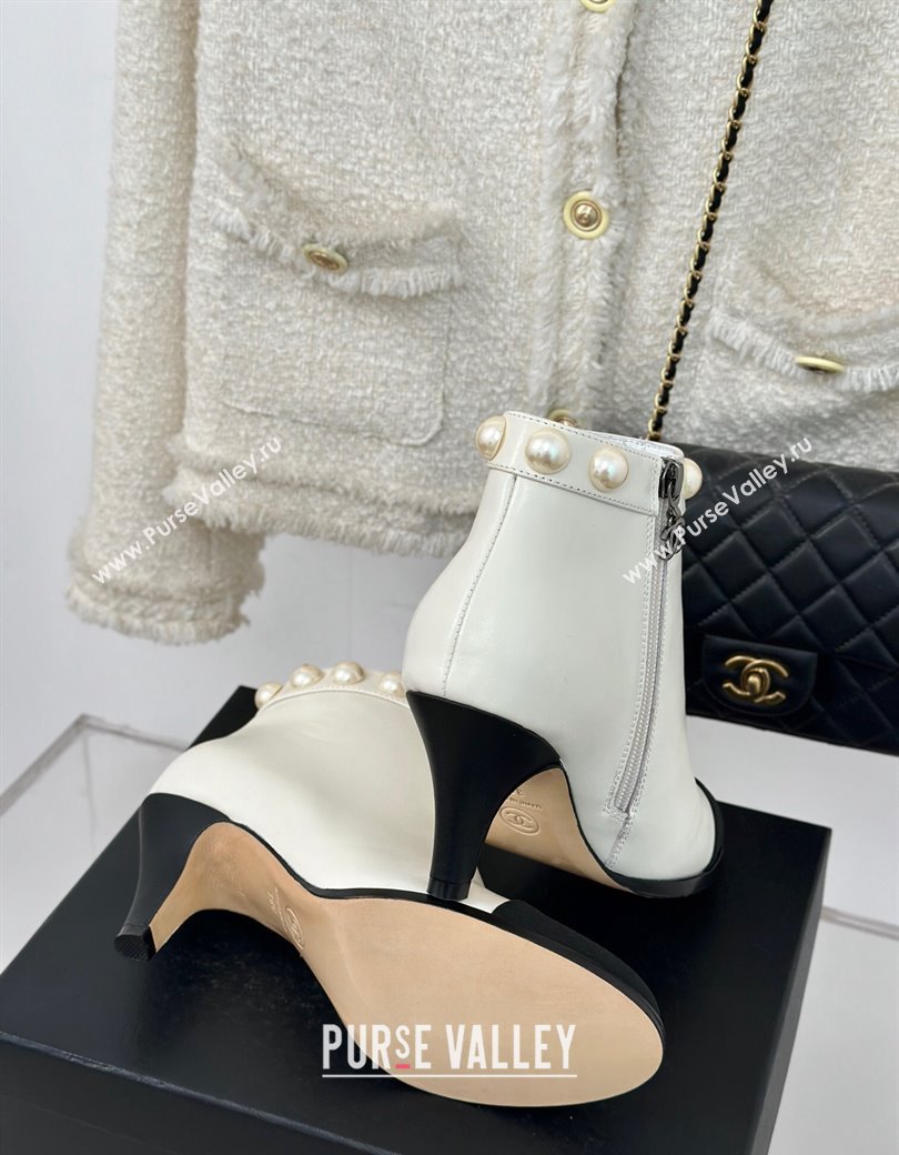 Chanel Lambskin Ankle Boots 7cm with Pearls White 2024 CH112111 (KL-241121066)