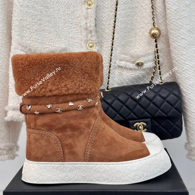 Chanel Suede Shearling Snow Boots with Charm Strap Brown 2024 CH112010 (KL-241120142)