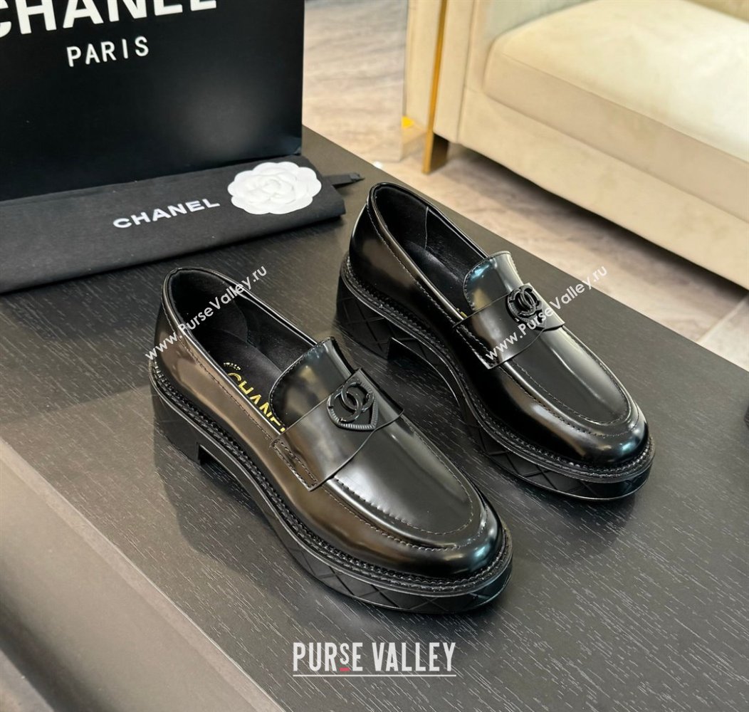 Chanel Shiny Calfskin Loafers with Black Heart Black 2024 CH112004 (SS-2411120014)