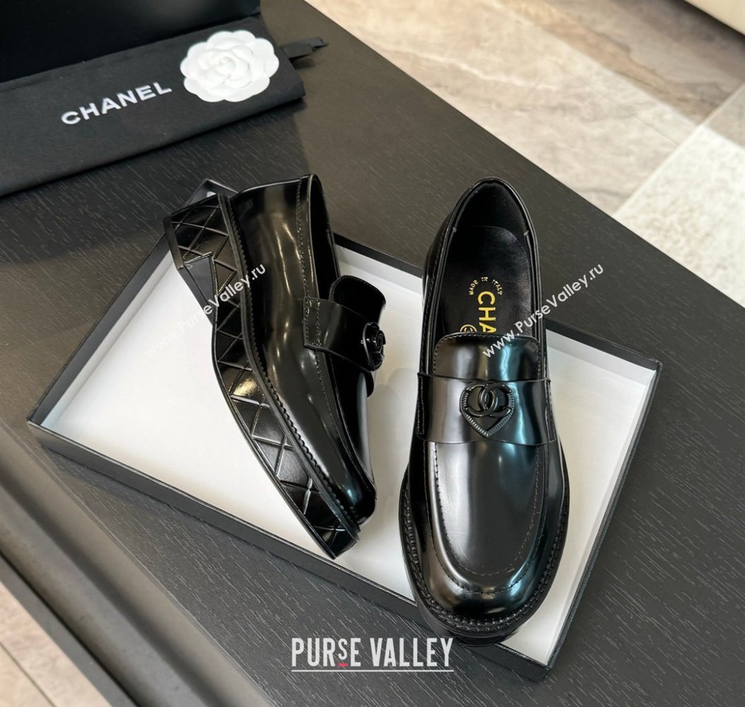 Chanel Shiny Calfskin Loafers with Black Heart Black 2024 CH112004 (SS-2411120014)