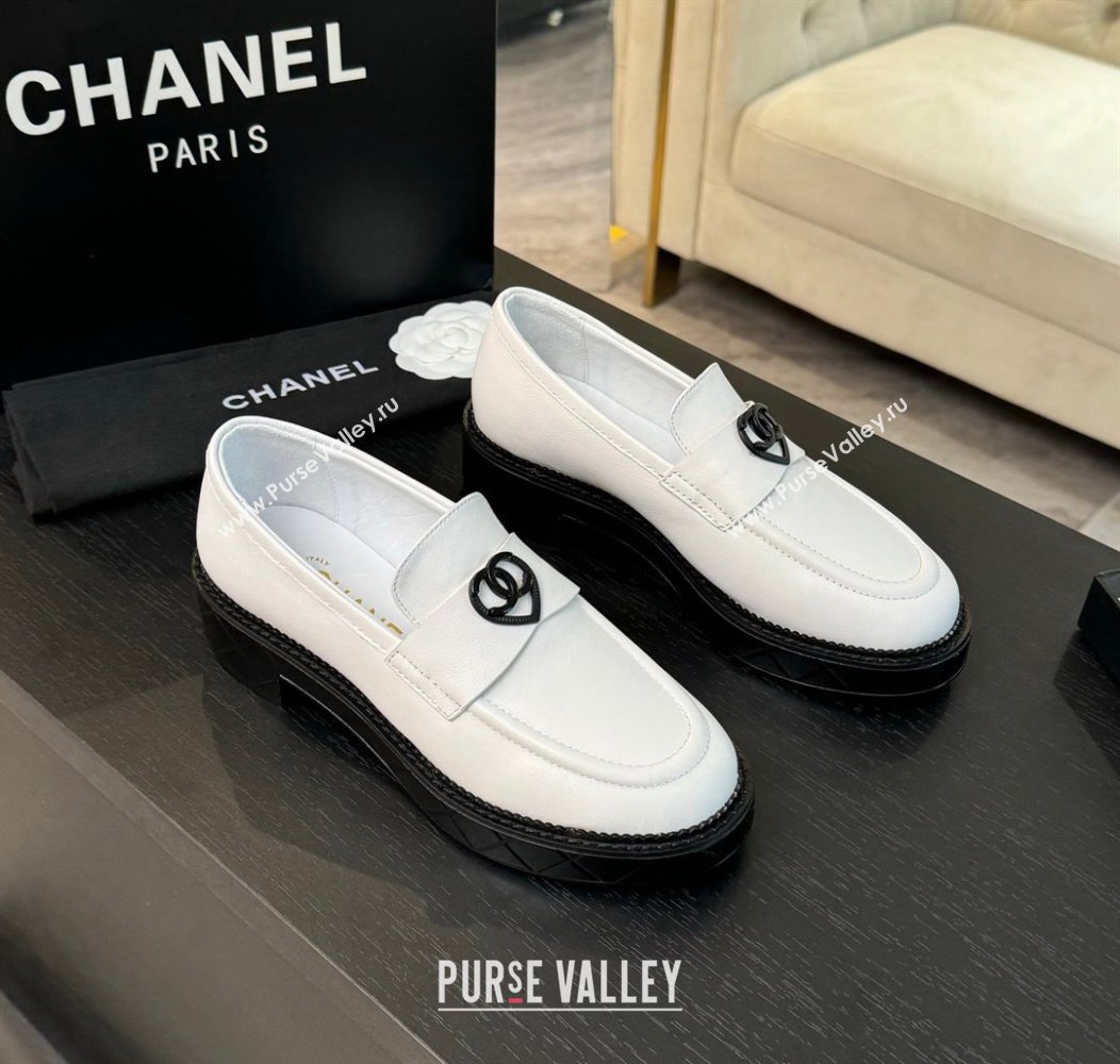 Chanel Calfskin Leather Loafers with Black Heart White 2024 CH112004 (SS-2411120016)