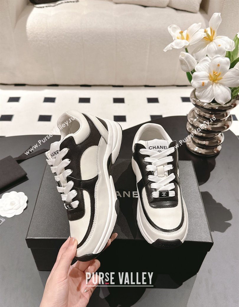 Chanel Calfskin Sneakers White/Black2 2024 G46086 (SS-241120132)