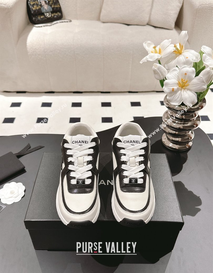 Chanel Calfskin Sneakers White/Black2 2024 G46086 (SS-241120132)