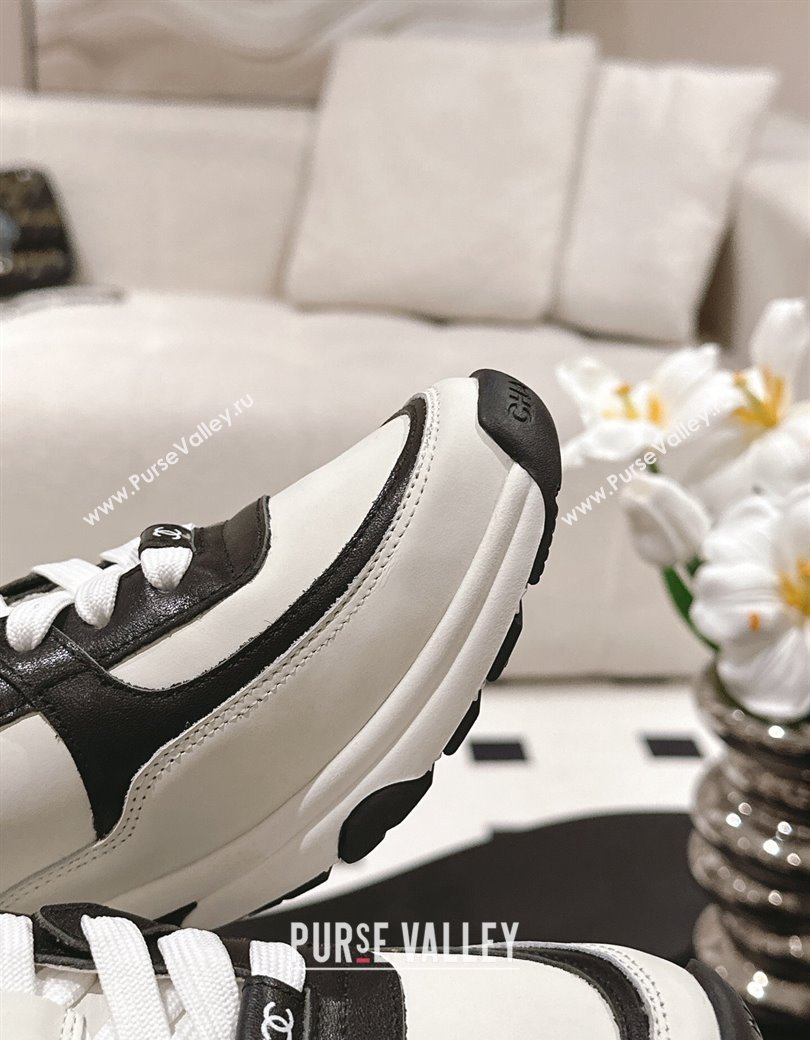 Chanel Calfskin Sneakers White/Black2 2024 G46086 (SS-241120132)