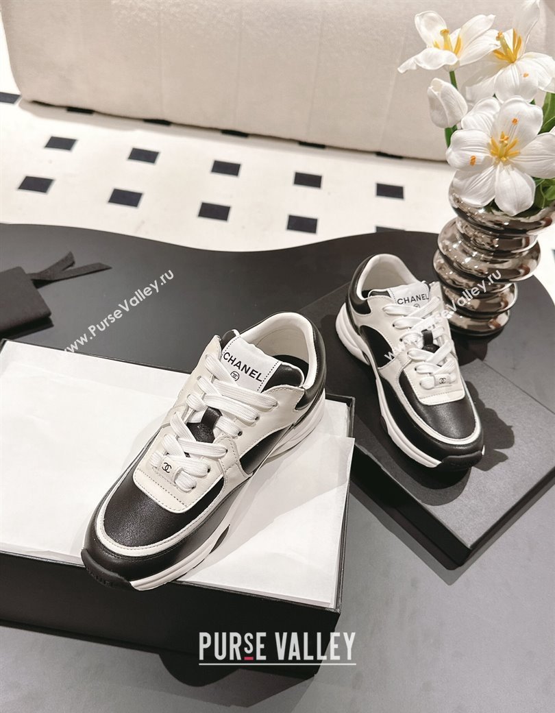 Chanel Calfskin Sneakers White2/Black 2024 G46086 (SS-241120134)