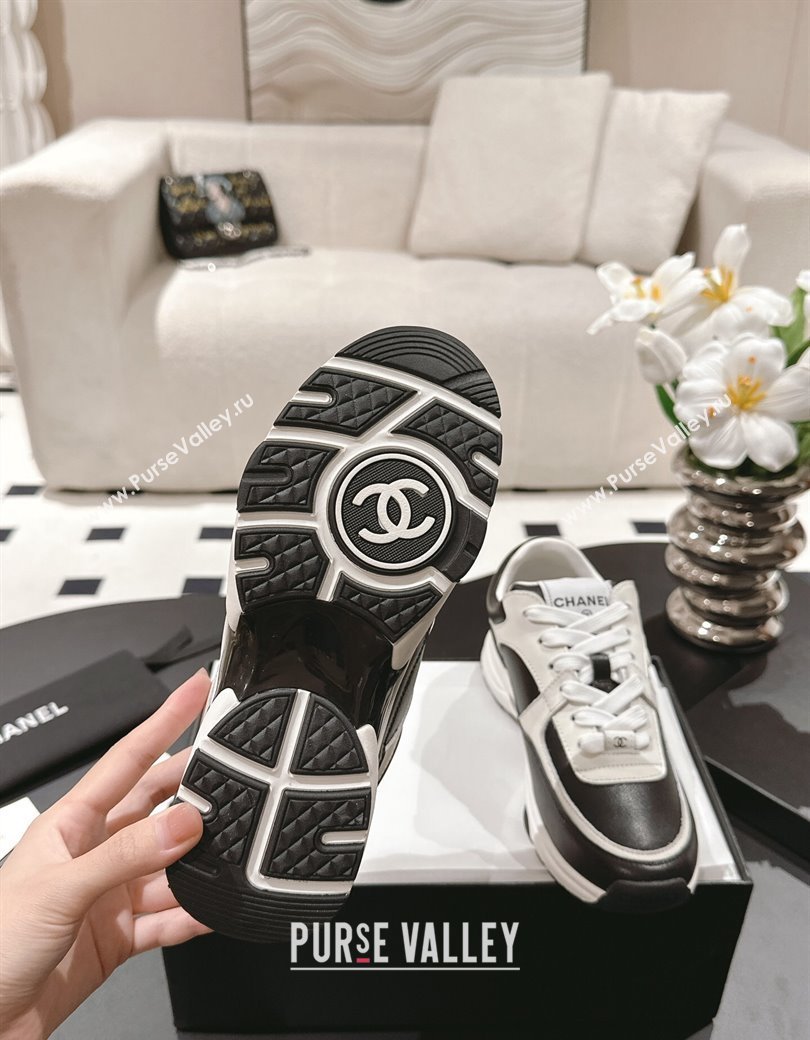 Chanel Calfskin Sneakers White2/Black 2024 G46086 (SS-241120134)