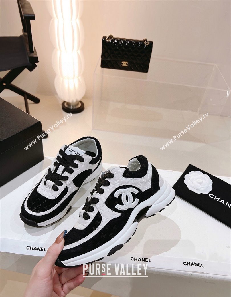 Chanel CC Suede Sneakers White/Black 2024 G38299 (SS-241120138)