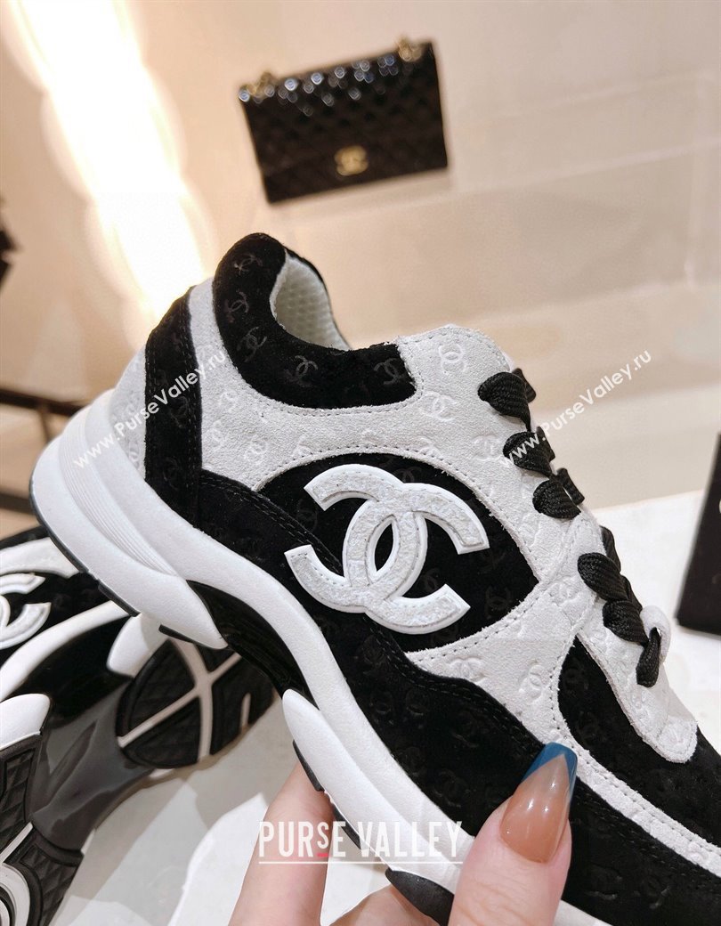 Chanel CC Suede Sneakers White/Black 2024 G38299 (SS-241120138)