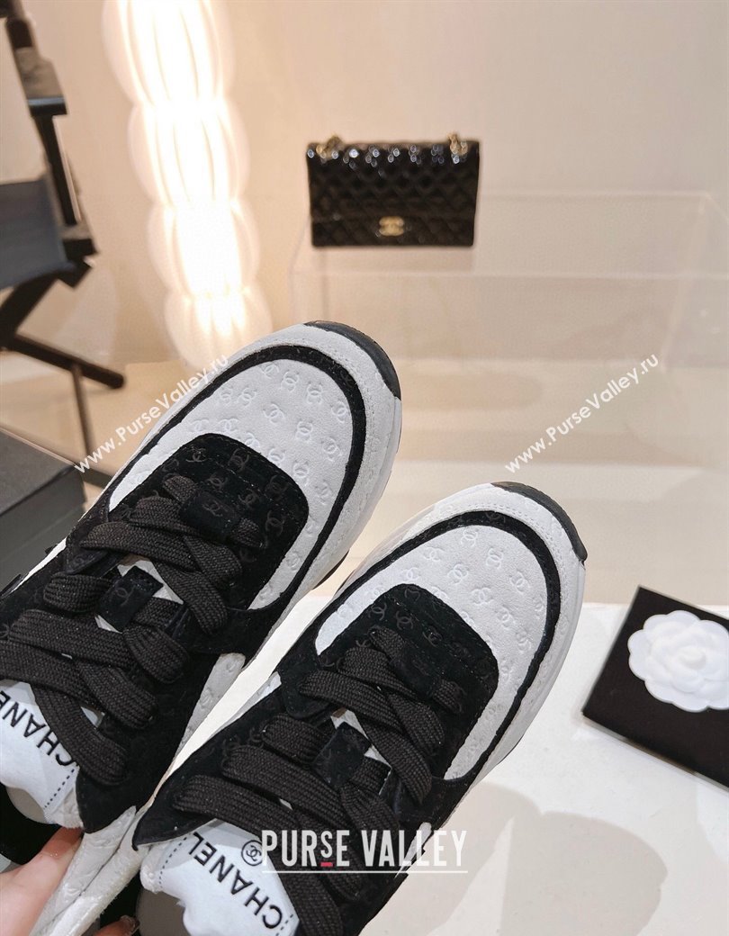 Chanel Suede Sneakers White/Black2 2024 G38299 (SS-241120139)