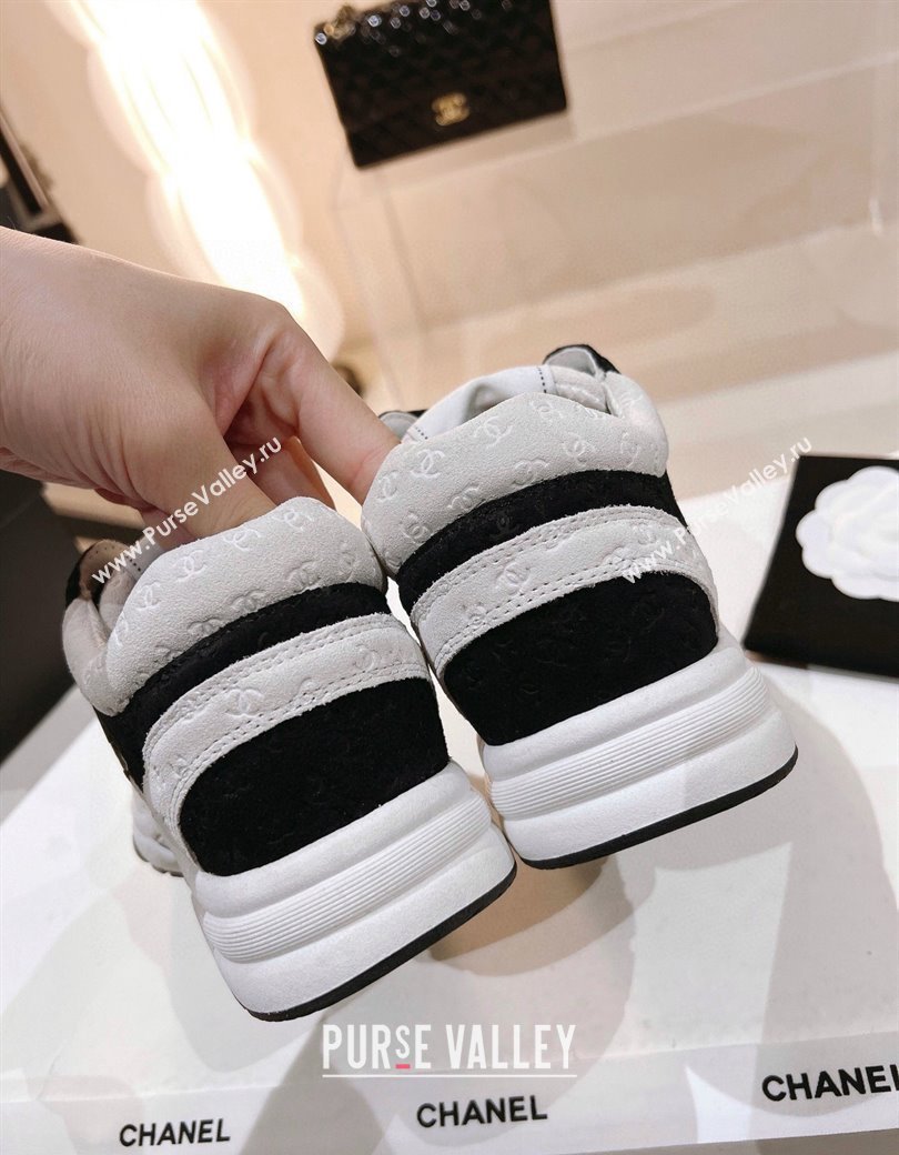 Chanel Suede Sneakers White/Black2 2024 G38299 (SS-241120139)